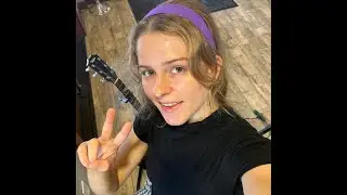 Violette Lani is performing live! #singersongwriter #livemusicstream #shorts
