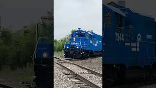 Conrail Hits The Diamond, Train Horn Awesomeness!  Listen To The Locomotive!  JawTooth shorts