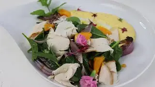 How to make a baby Spinach Salad