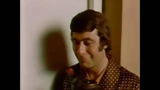 1974 Sarotti &ndash; Pralinen Rosenzauber - Muttertag &ndash; Deutsche Retro Werbung