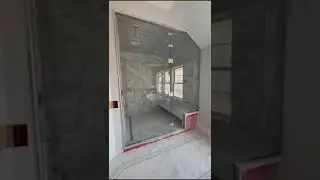 Glass shower doors - Design and Installation - Custom Made