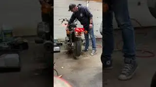 We&rsquo;ve got a runner. #yamaha #XS1100 #restoration #caferacer