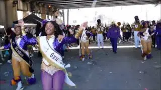 Warren Easton marching Band 2024 Under the bridge @ Rex Parade (HD) 4K