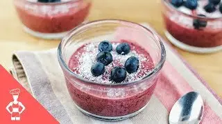 Sugar-Free Low Carb Berry Mousse / Gluten-free / Paleo-friendly