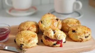 How to make easy and delicious scones/raisin scones