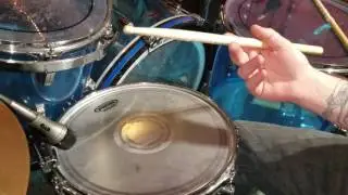 Buddy rich one handed roll technique