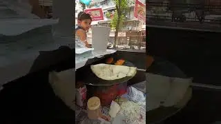 Mumbai Roadside Meals Cheese Frankie Roll Rs.20 only #shorts #streetfood #mumbaistreetfood
