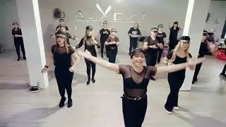 Amor prohibido Selena zumba Funny girls con Jessy Quevedo 💃💃