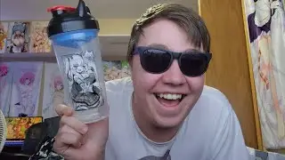 Unboxing the OFFICIAL GamerSupps Lucy Pyre waifu cup!