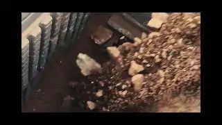 Chute Slow Motion - Bulk Materials Handling