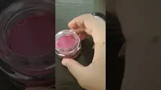 homemade lip balm with oil, honey and lipstick💄like and subscribe!!!!!
