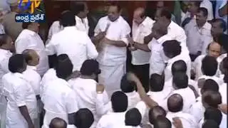 Tamil Nadu Crisis | trust vote | Madras HC Issues Notice to | CM Palaniswami, Assembly Secretary