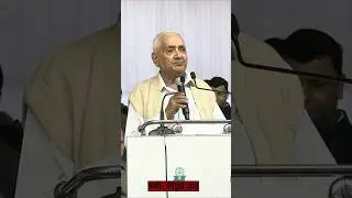 कवी- विठ्ठल वाघ माझ्या मराठी मातीचा मला जीवापाड छंद#साहित्य #साहित्यप्रेमी #साहित्यरत्न #विठ्ठलवाघ