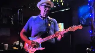 08/19/2014 Mario Perrett Sings 