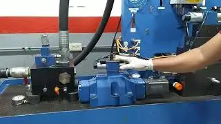 mantenimiento de máquinas hidráulicas y neumáticas.