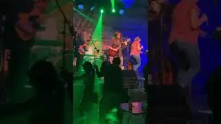 Valerie (Amy Winehouse Cover) Tuffy&rsquo;s Bottle Shop Sanford FL