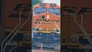 TURN IT UP!! ES44ACH DUO PUSHES HARD UPHILL IN NOTCH 8! #trains #train #bnsfrailway #bnsfrailroad
