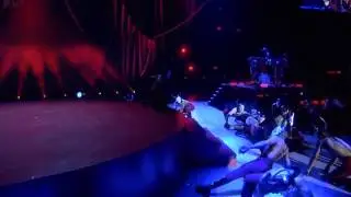 Madonna upadek Brit Awards 2015