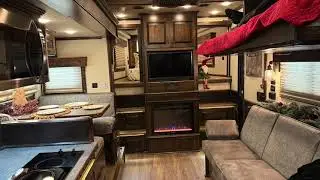 2026 4-Star 4 Horse 20' Trail Boss Living Quarters Trailer (43707)