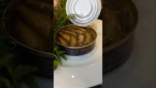 Шедевр из шпротов