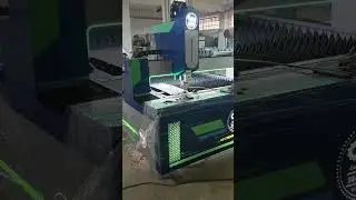 Excellent  Precession Cutting Quality  1.5 kw Fiber Laser on 3mm  MS  with Air
