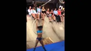 Chloe Axelrod performing at Sweet Retreats in the Dominican