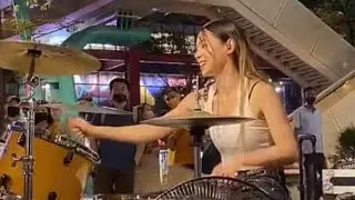 2022.09.17 李侑真-三天三夜（張惠妹）最後一首 信義新光三越A4 & 貴婦百貨前廣場晚場
