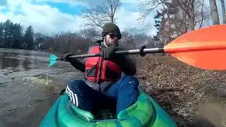 [KAYAK] 20MPH WIND ON STRAWBRIDGE LAKE SOLO