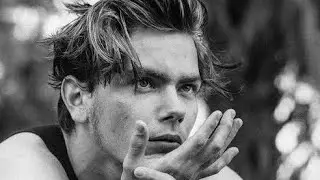 River Phoenix - lost interview of River 1990 (rare audio)