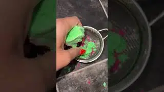 The Lush invaders from Mars bubble bar #lush #halloween #lushinvadersfrommars #fyp #bubblebar