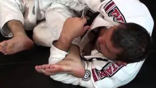 Dean Lister Teaches Toe Hold Finish from Knee Bar Position