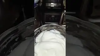 Whipp your egg white to stiff peak challenge