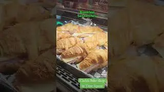 Come with me to Carlos Bake Shop in Time Square, NY #FOODREVIEW #gbutterfly #nyc nyc