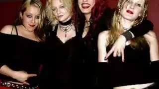Serial Killer Hangover - Harlow (from VH1's Bands On The Run)  *audio*
