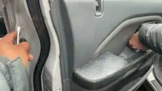 Cómo quitar el llavín o cilindro de la puerta de un Honda Pilot