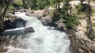 5 MINUTE WATERFALL RIVER MEDITATION 💦🌟✨