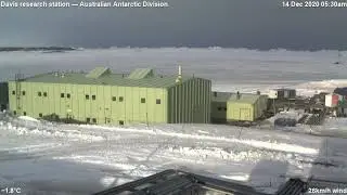 2020-12-15 Davis Station Antarctica [Timelapse] - 03:28:36 UTC