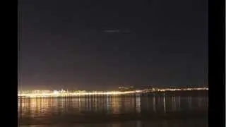 Huge ufo INCREDIBLY NOT A UFO (lens flare example)