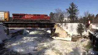CP 8737 at Bala (18FEB2017)