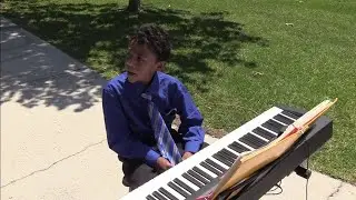 Aspiring pianist brings joy to his neighborhood