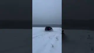 How stable is a Toyota Land cruiser on snow