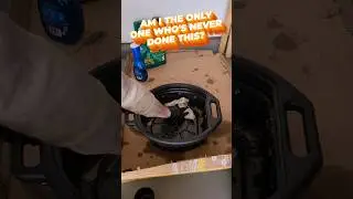Oil Drain Pan: To Clean Or Not To Clean? #oilchange #mechanic