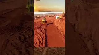 Trator Joon Deere no nivelamento #maquinaspesadas #agro