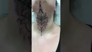 Hals Tattoo Ornamental