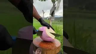 today I am looking pink coconut cutting #shorts#youtube#viral#foodie