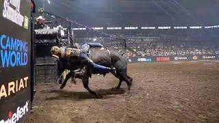 Claudio Montanha Jr. takes a HIT from Buck Nasty