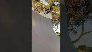 Slow motion on Vert ramp #bmx #vert