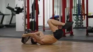 Hamstring Activated Reverse Crunches | The Fitness Maverick Online Coaching