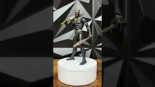 Boom!💥 Es bell&iacute;simo. Killmonger 