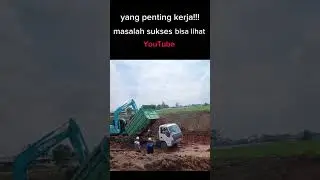 Excavator Kobelco sk75 dan dump elf main lumpur #alatberat #excavators #duniaproyek #trukdump #fyp